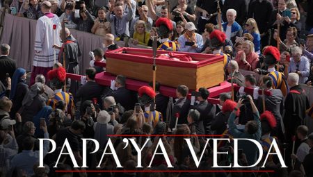 Papa Francis’in naaşı Vatikan’dan alındı